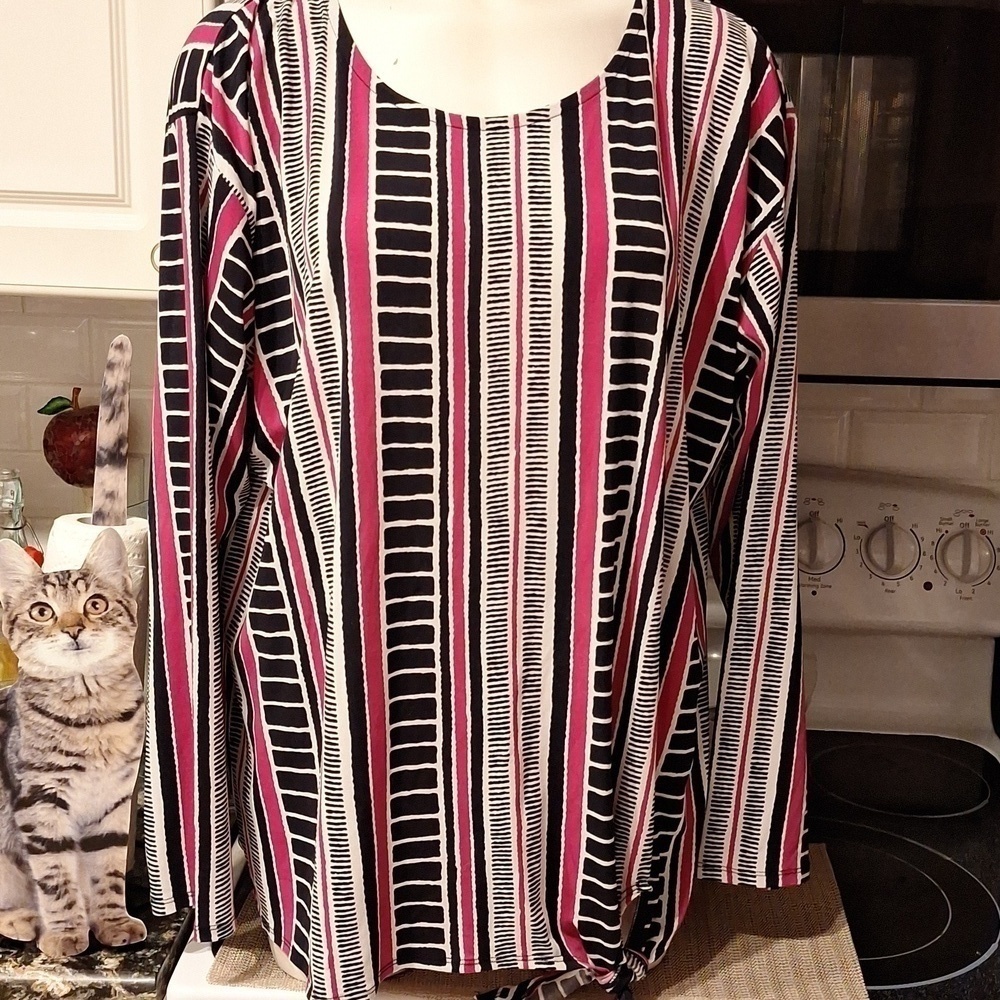 A Lane Bryant casual stretch long sleeve pullover plus size top 18/20